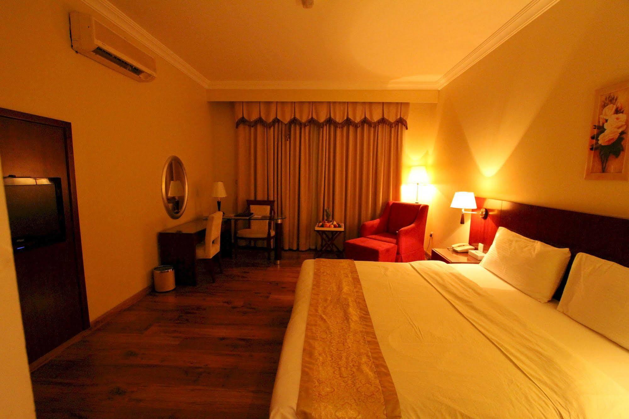 Al Maha Residence Rak Ras al-Khaimah Esterno foto